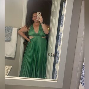 Abercrombie & Fitch Giselle Pleated Cutout Maxi Dress